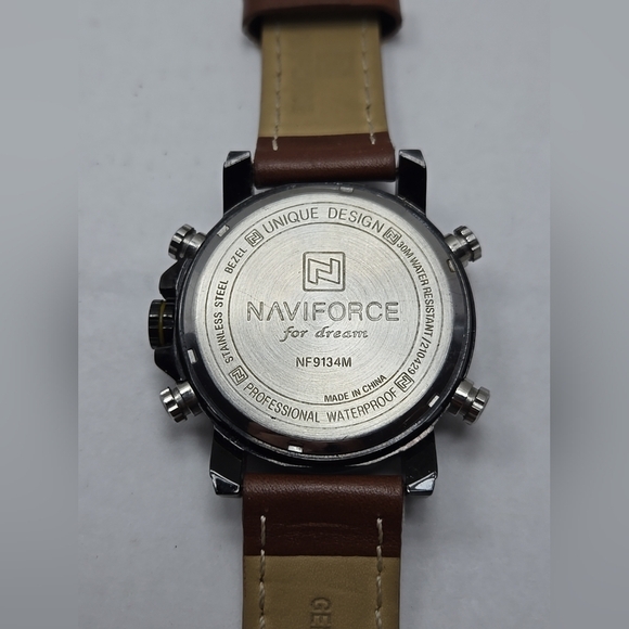 Naviforce NF9134M Mens Watch Digital Analog New Battery Sport Military Style - Picture 13 of 14